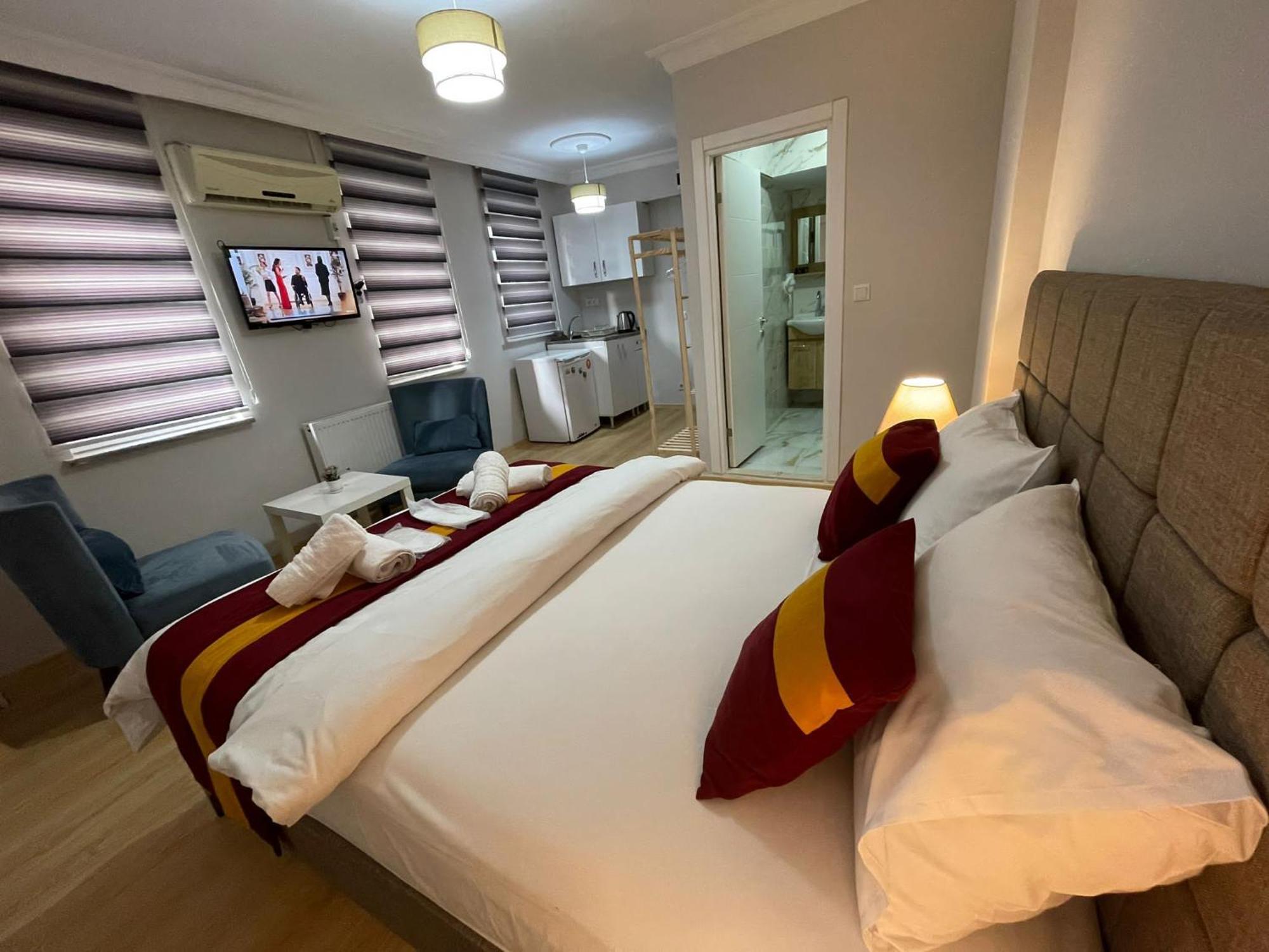 Taksim Rain Hause Aparthotel Istanbul Exteriör bild